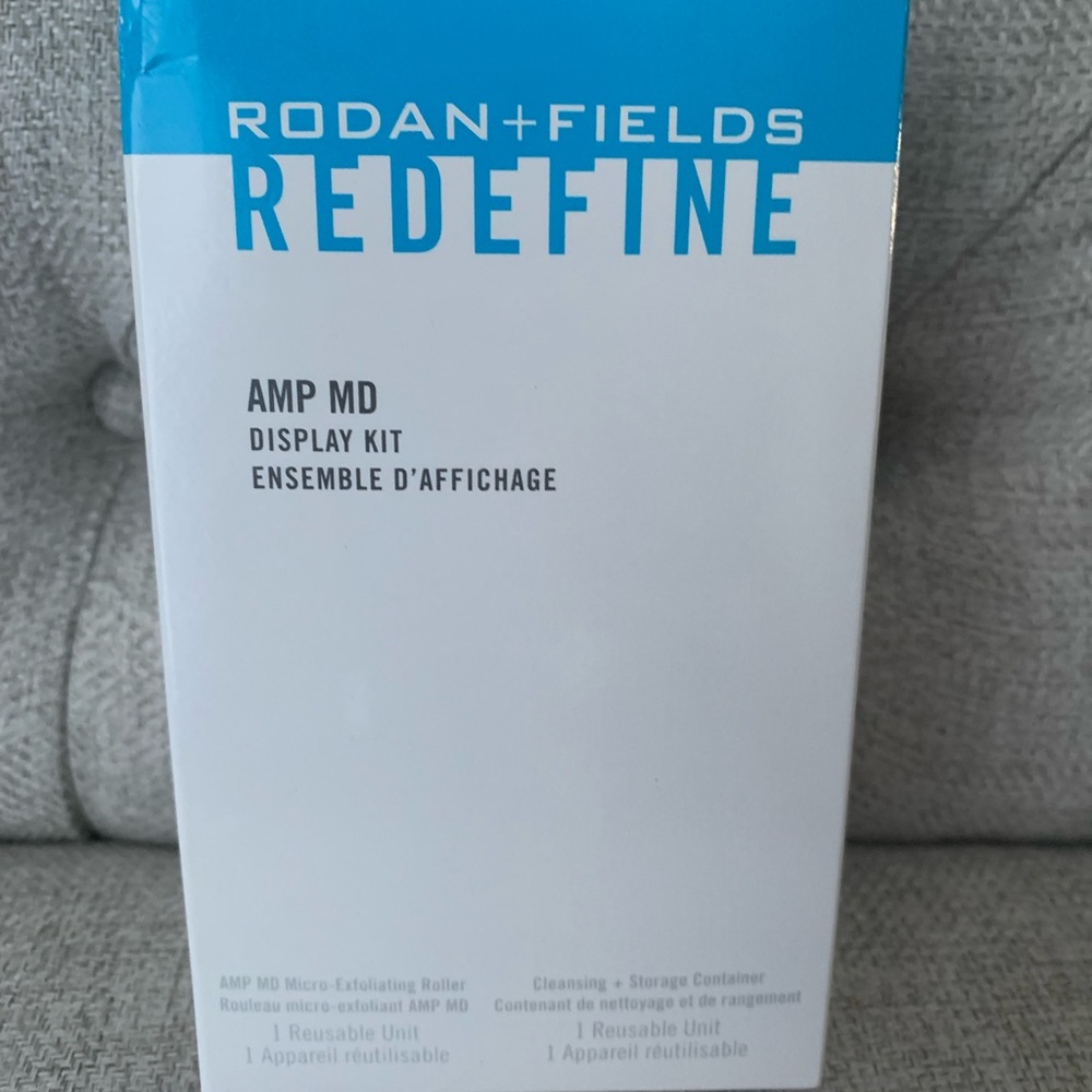Rodan + Fields AMP MD Micro Exfolliating Roller and Storage Container.